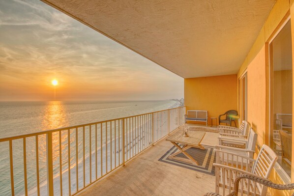 Property grounds - Treasure Island 1512 (Panama City Beach)