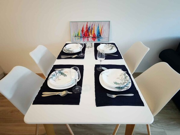 تناول الطعام