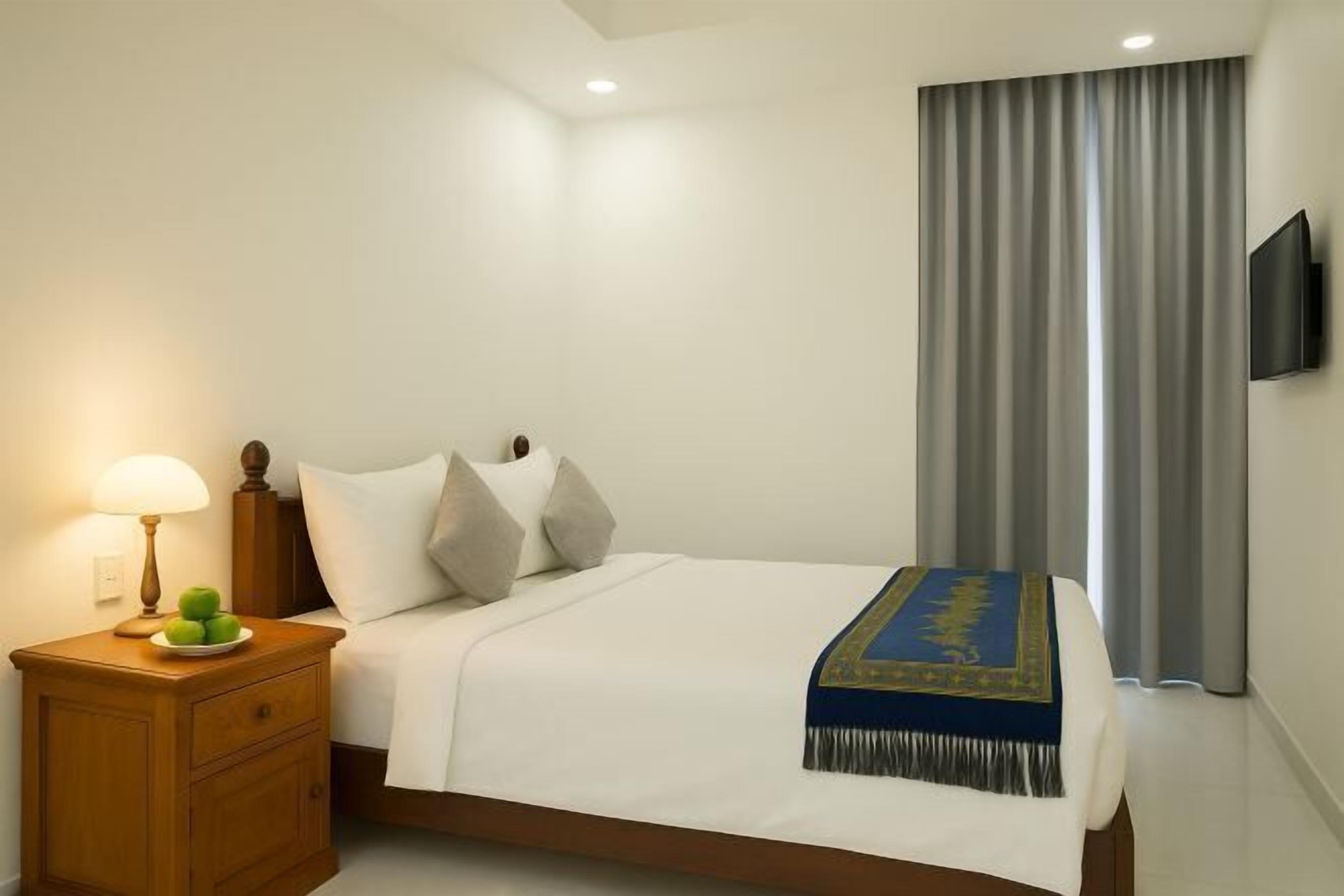 Premium bedding, pillowtop beds, soundproofing, free WiFi