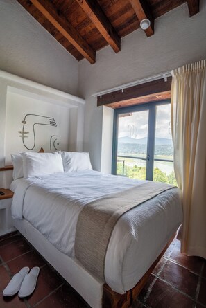 Family Quadruple Room | View from room - Hanna Hotel Boutique  (Valle de Bravo)