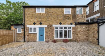 Sebright House