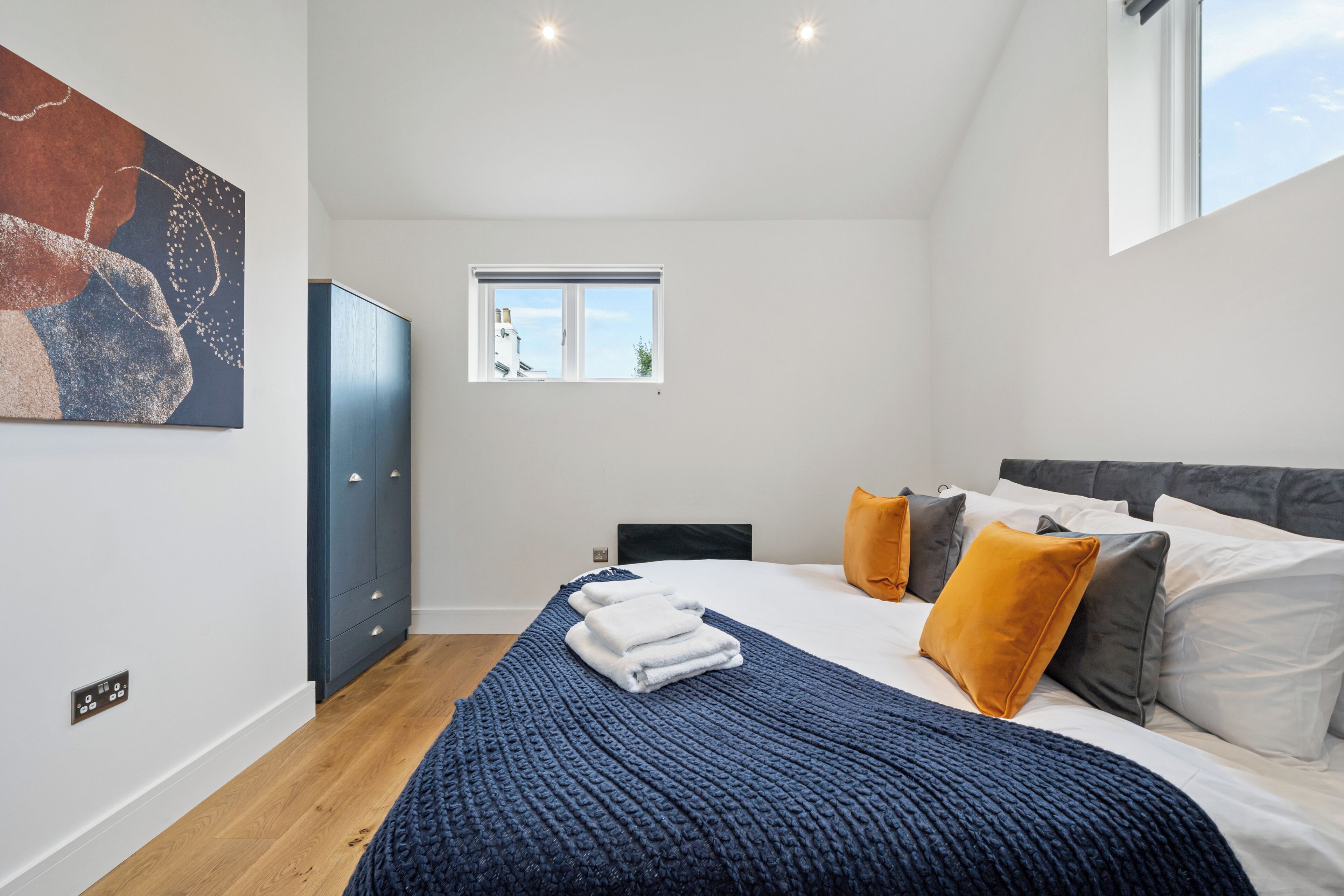 House | 3 bedrooms, iron/ironing board, free WiFi