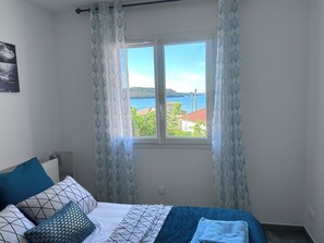 3 chambres, fer et planche à repasser, Wi-Fi gratuit, draps fournis