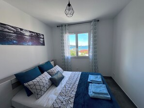 3 Schlafzimmer, Bügeleisen/Bügelbrett, kostenloses WLAN, Bettwäsche
