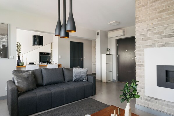 1 habitación, decoración personalizada y muebles diferentes