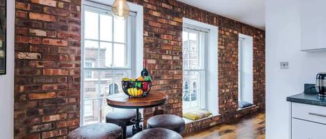 تناول الطعام