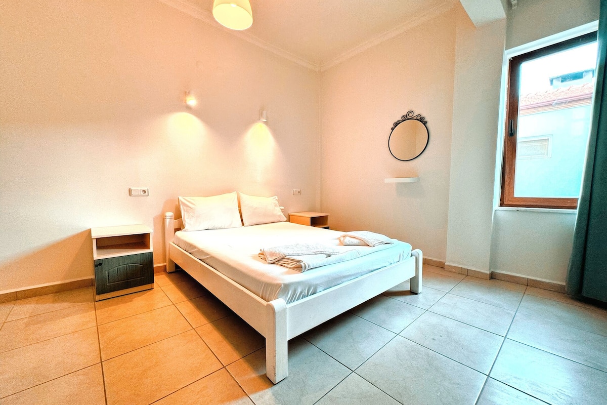 Family Apartment, Balcony | 1 bilik tidur, peralatan tempat tidur premium, katil Select Comfort