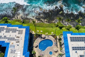 公寓客房, 1 張特大雙人床和 1 張沙發床 (Kona Reef#A7) | 游泳池 | 溫水游泳池
