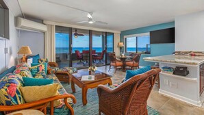 Apartment, 1 King-Bett und Schlafsofa (Kona Reef#A7) | Wohnbereich