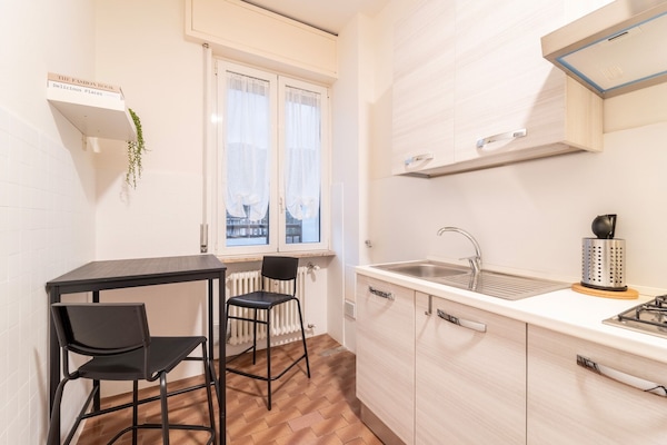Apartment, Balcony | Private kitchen | Fridge, microwave, oven, stovetop