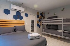 5 Schlafzimmer, Bügeleisen/Bügelbrett, WLAN, Bettwäsche