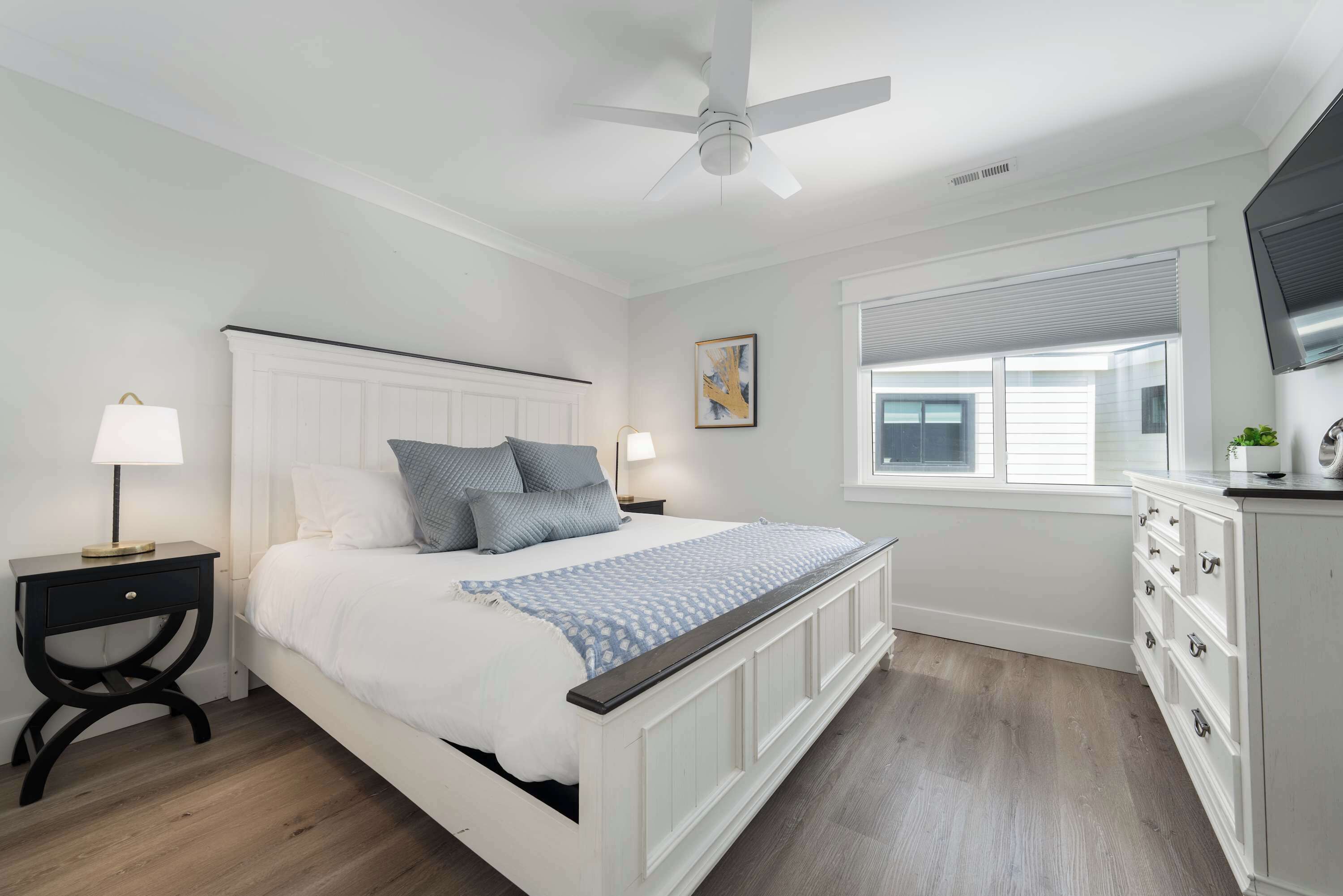 2 bedrooms, desk, iron/ironing board, free WiFi