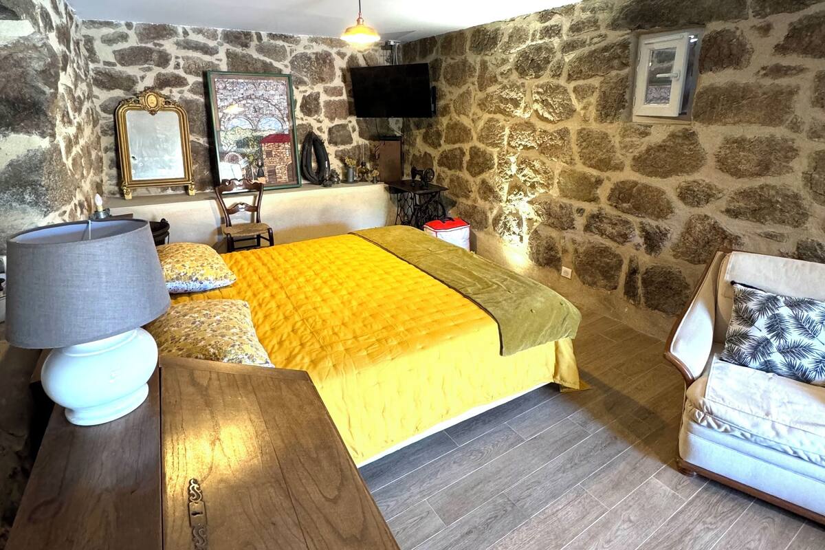Comfort Triple Room, Garden View | Blackout drapes, soundproofing, WiFi (free)