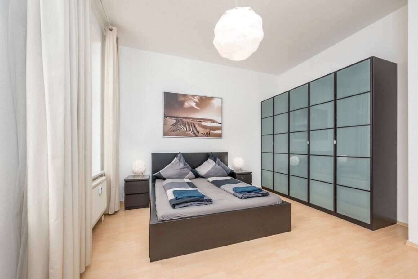 1 Schlafzimmer, Schreibtisch, WLAN, Bettwäsche