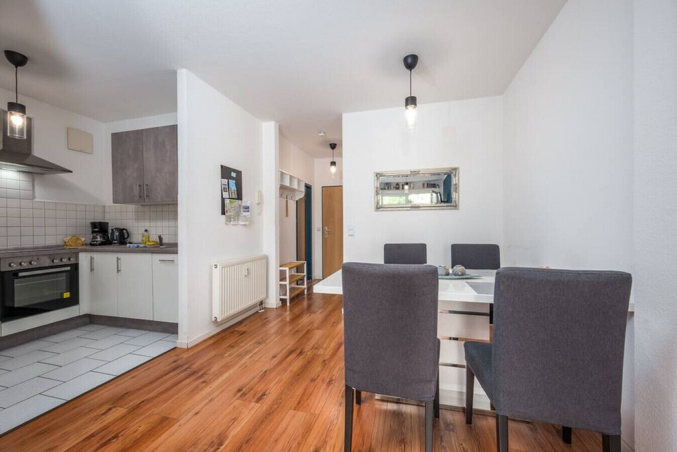 Kühlschrank, Ofen, Herdplatte, Geschirrspüler