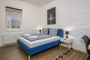 1 Schlafzimmer, Schreibtisch, WLAN