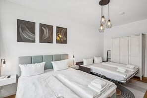 Bureau, Wi-Fi, draps fournis