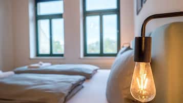 Schreibtisch, WLAN, Bettwäsche