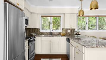 Microwave, oven, stovetop, coffee/tea maker