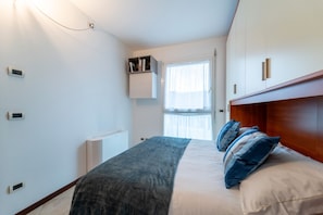 Appartement | 1 chambre, fer et planche à repasser, Wi-Fi gratuit