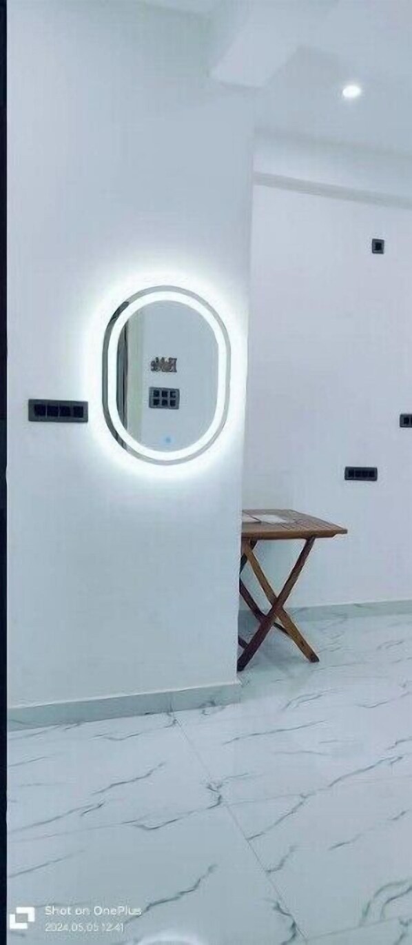 Interior - 1BHK Suite- 202@ Kanti Villa -MahaShiva Retreat (Varanasi)