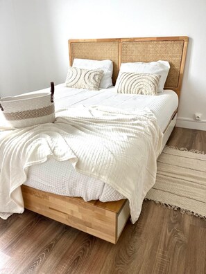 1 bedroom, iron/ironing board, WiFi, bed sheets - Appartement 5 Personnes à 10min à Pied du Stade de France et à 15 min de Paris (Saint-Denis)