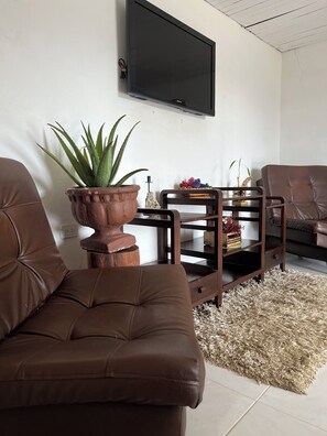 Living area - Casa De Colores (Guatapé)