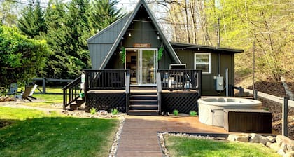 Trio Luxe Mountainside Oasis
