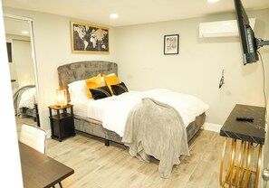 1 chambre, fer et planche à repasser, Wi-Fi, draps fournis