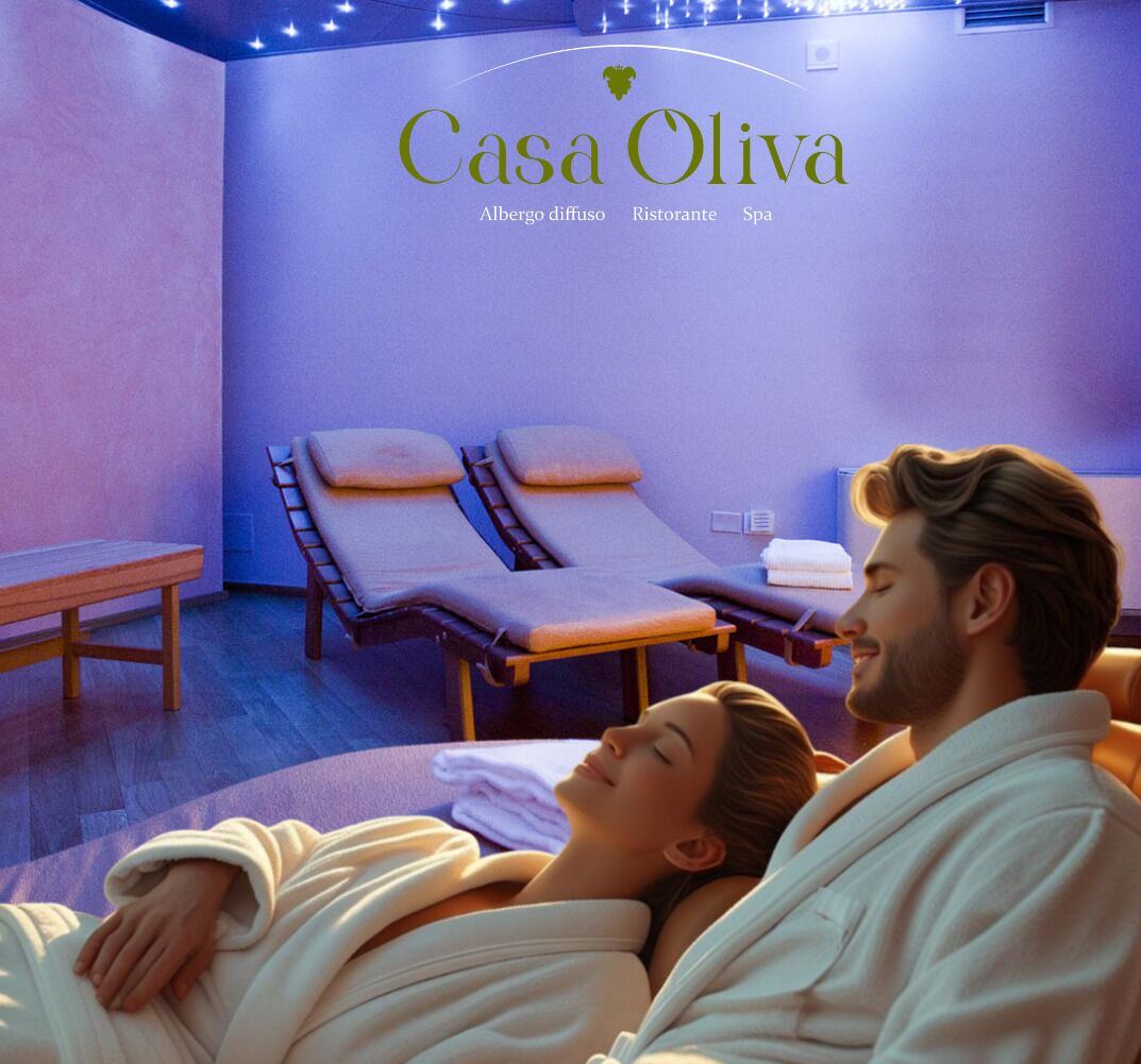 Un cuarto de spa con dos sillones reclinables, un banco y una pared con la inscripción 