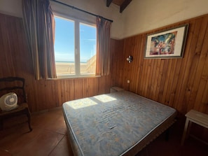 4 bedrooms - House in front of the sea and nature of Fleury (Fleury)