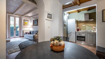 公寓 | 私人厨房 | 大冰箱、微波炉、烤箱、炉灶