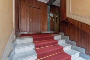 Exterior detail - Modern House Santa Rita (Turin)