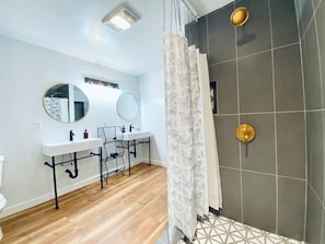 Hair dryer, towels