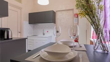 Basic Studio | Dining room