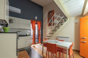 Apartment, Balkon | Esszimmer