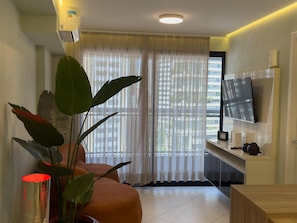 Studio | Living area