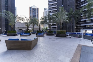 Basic Apartment | Terrace/patio