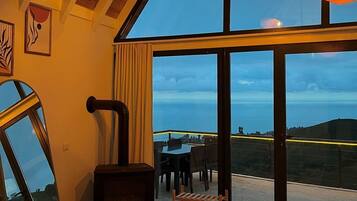 Bungalow básico | 1 dormitorio, sistema de insonorización, wifi gratis