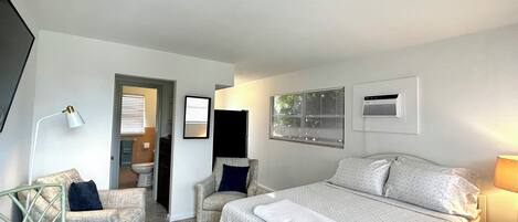 2 habitaciones, tabla de planchar con plancha, wifi y ropa de cama