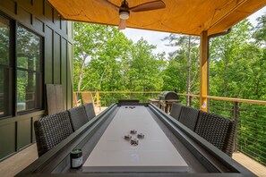 Outdoor dining - Sauna -Jumbo Hot Tub w TV- Resort -Privacy- 5 Star (Ellijay)