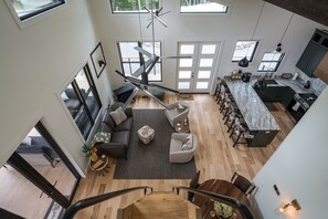 TV connectée, table de tennis de table