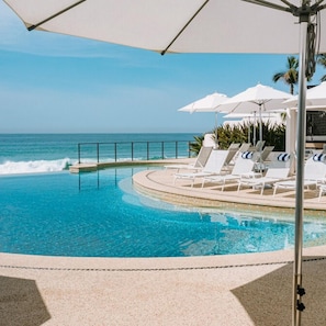 2 bedrooms - Oceanfront 2bd Penthouse (San José del Cabo)