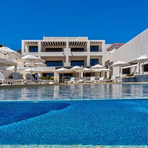 3 bedrooms - Oceanfront Spacious 3bd Residence (San José del Cabo)