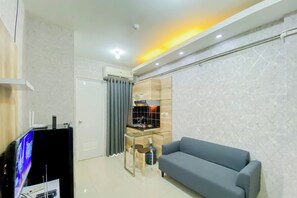 Deluxe Apartment | Living area - Comfort 2Br Green Pramuka City Apartment (Jakarta)