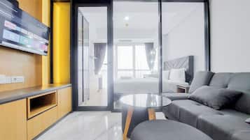 Deluxe Apartment | Living area