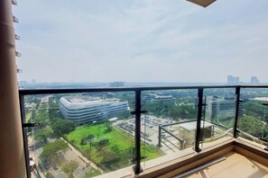 Deluxe Studio | View from room - Good Designed And Restful Studio Sky House Bsd Apartment (Pagedangan)