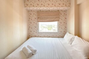 Deluxe Apartment | 2 bedrooms, free WiFi - Cozy Living 2Br Green Pramuka City Apartment Near Mall (Jakarta)