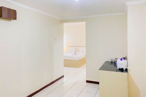 Deluxe Studio | Living area