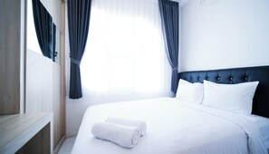 Deluxe Apartment | 1 bedroom, desk, free WiFi - Best Location And Restful 1Br At The City Square Apartment (Surabaya)